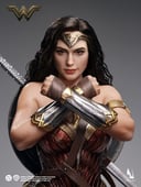 Wonder Woman - Batman V Superman Dawn of Justice Escala 1:6 por InArt