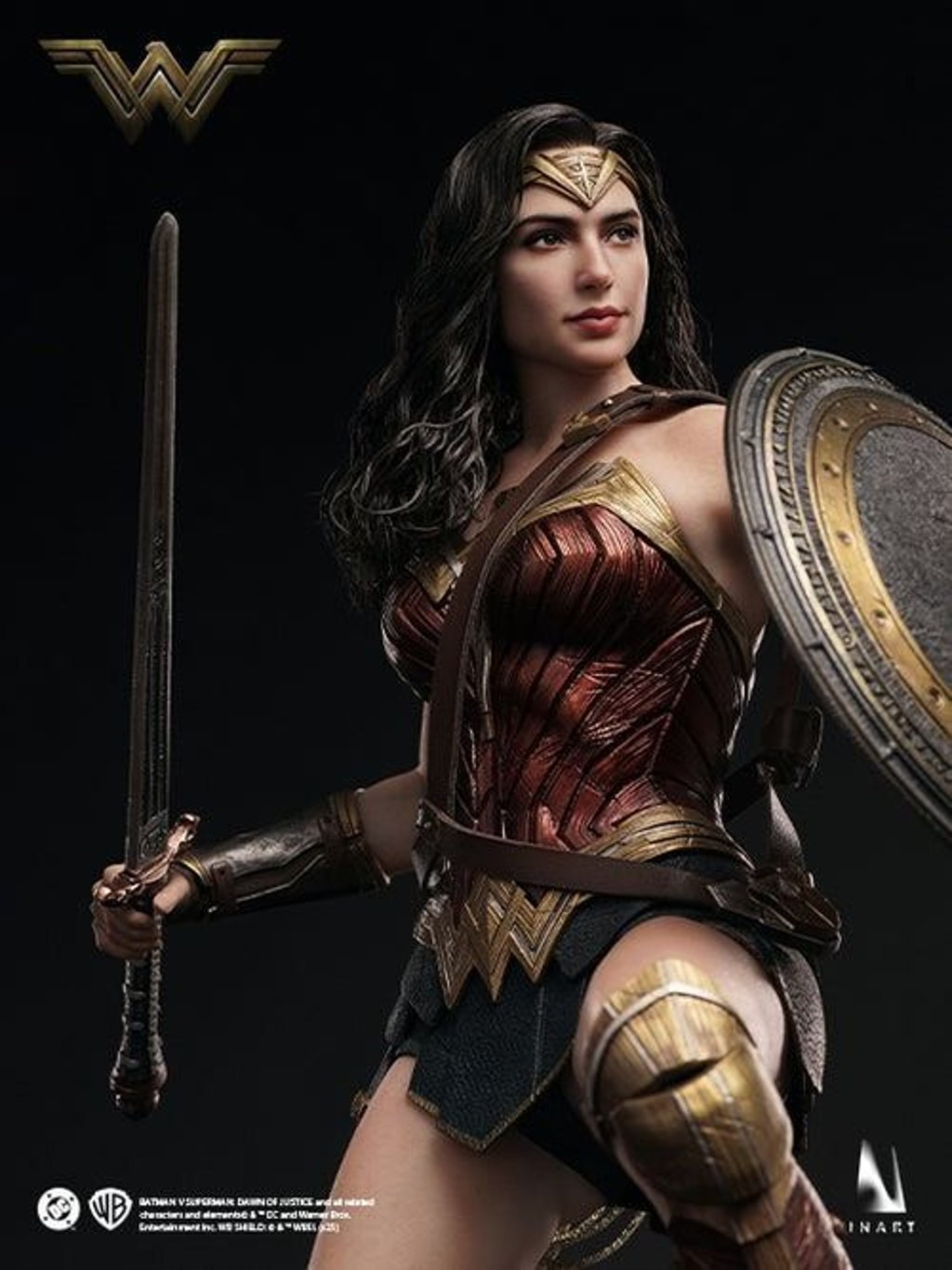 Wonder Woman - Batman V Superman Dawn of Justice Escala 1:6 por InArt