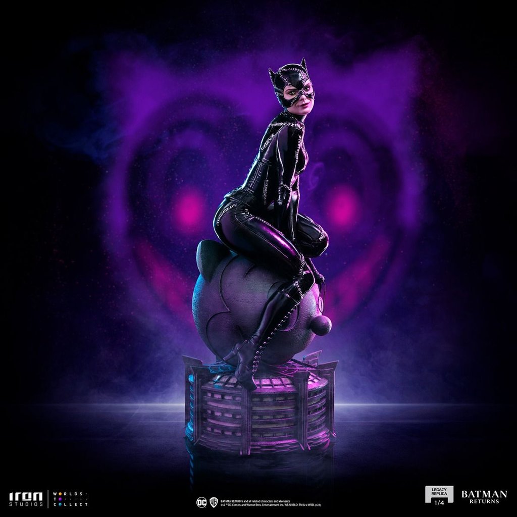 Gatúbela - Batman Returns DC Comics Escala 1:4 por Iron Studios