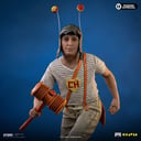 El Chavo como Chapulin Colorado Escala 1:10 por Iron Studios