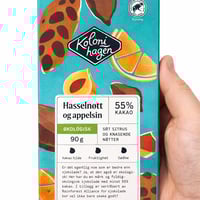 Økologisk mørk sjokolade med hasselnøtter og tørkede appelsinbiter