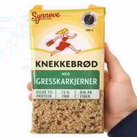Knekkebrød med gresskarkjerner