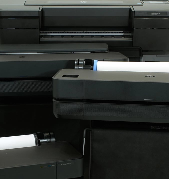 print posters on poster maker machine