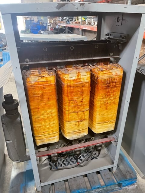 31729196-b8f1-42d7-c57b-6a0ae064e100