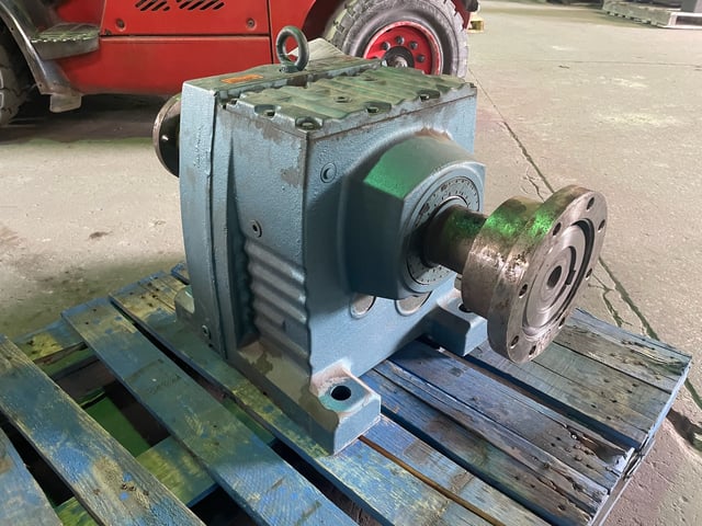 81b899a3-9b22-4e97-9ee6-1b9343fa2b00