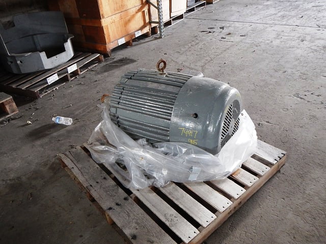 ed0e5332-60de-421a-2648-510ac39a6800