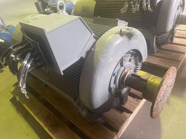 ef58974c-07bb-42c4-5736-82bec4bdfb00