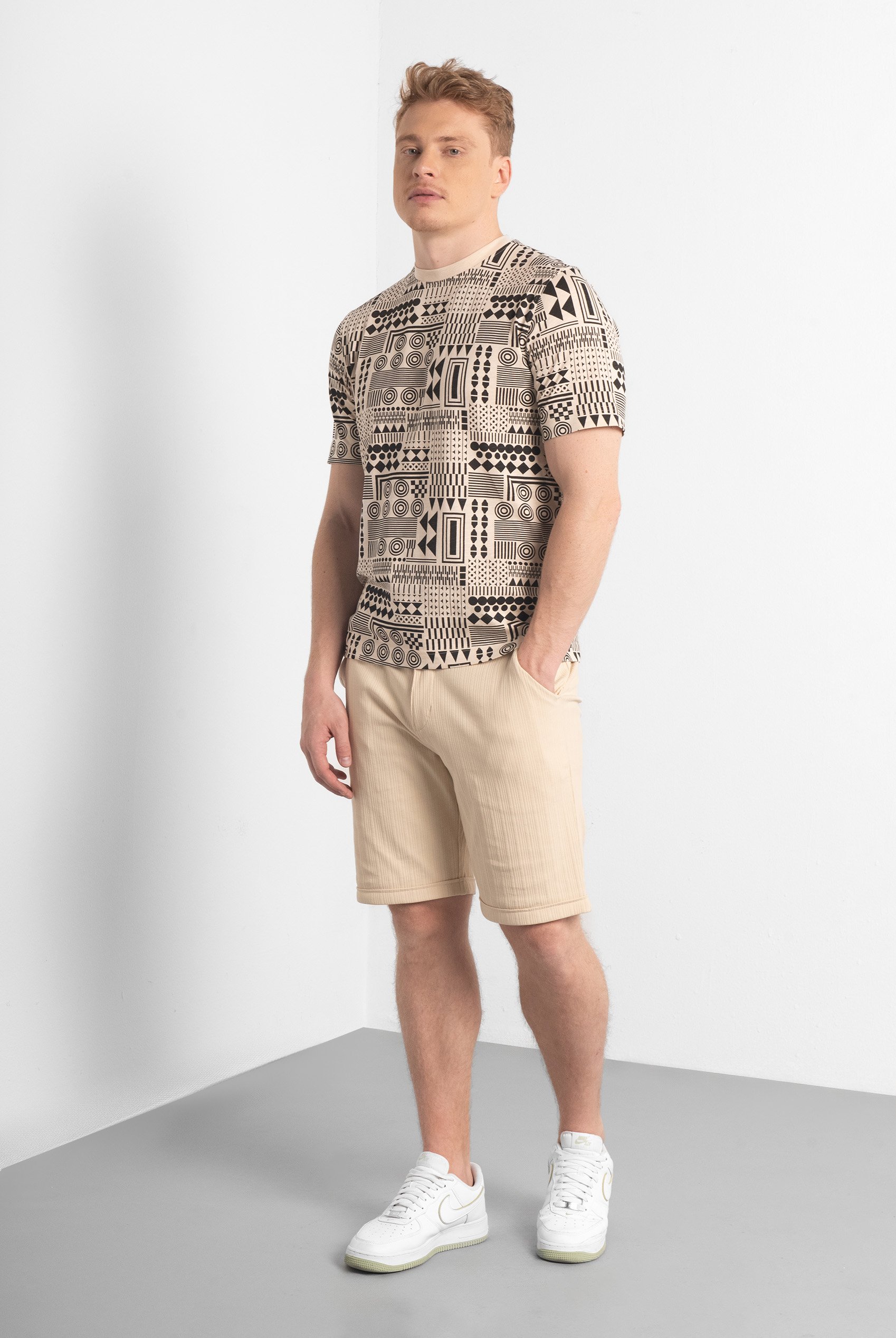 Mens Geometric Printed T-Shirt