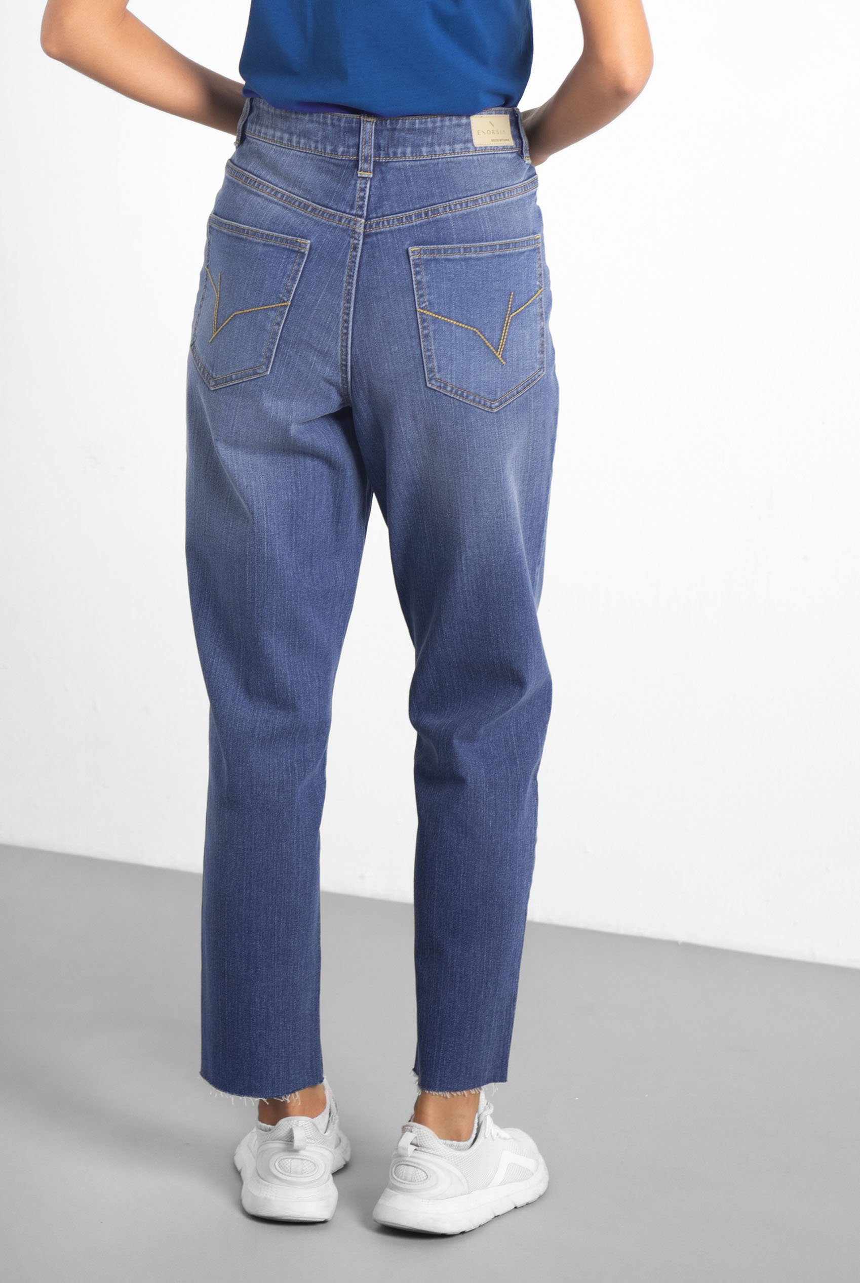 Womens Mom Fit Raw Edge Jeans