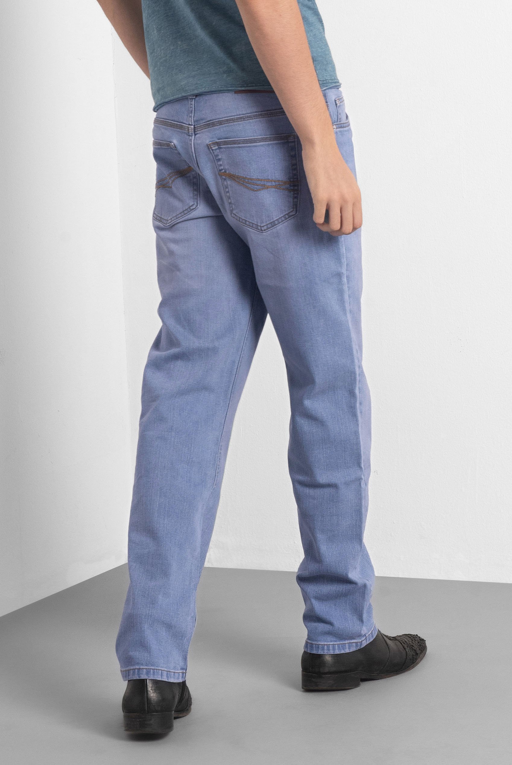 Mens Loose Fit Blue Jeans
