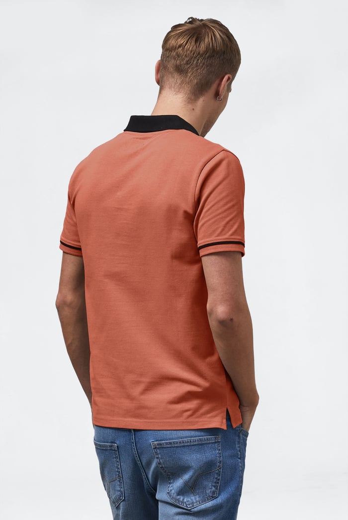 Contrast Collar Zip-Up Polo Shirt
