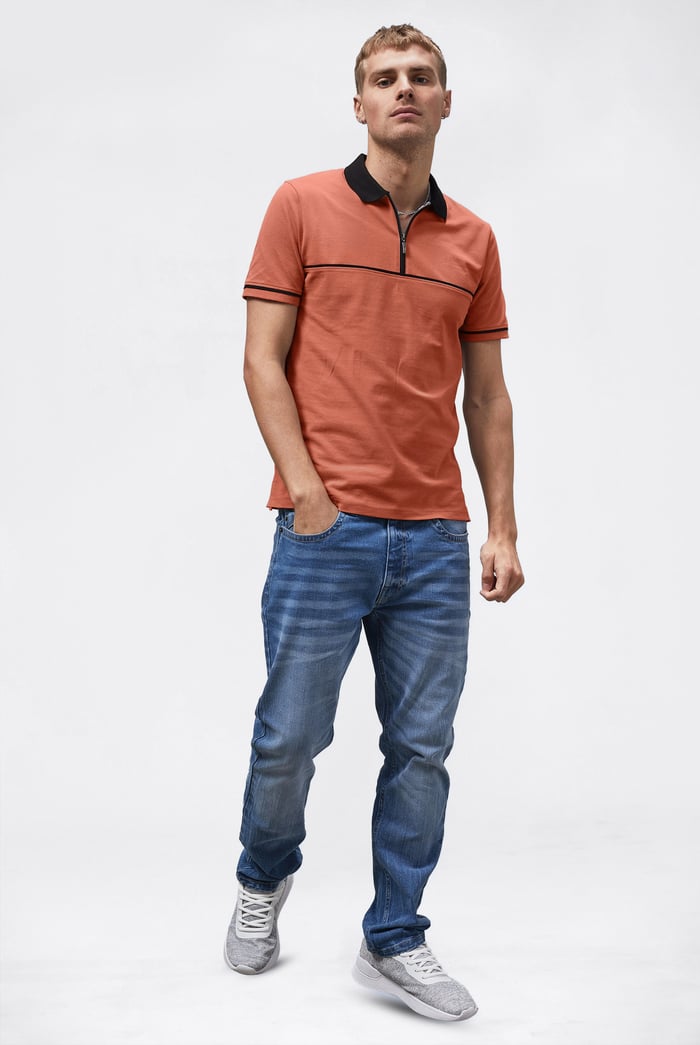 Contrast Collar Zip-Up Polo Shirt