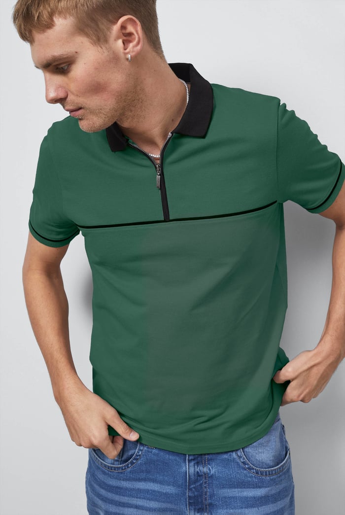 Contrast Collar Zip-Up Polo Shirt