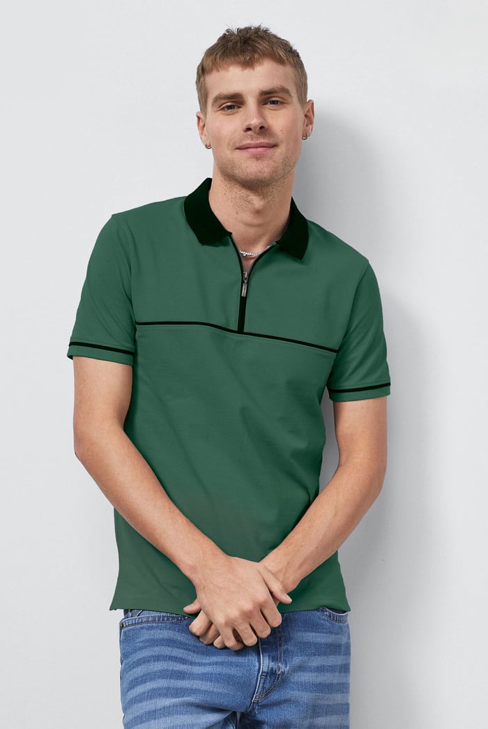 Contrast Collar Zip-Up Polo Shirt