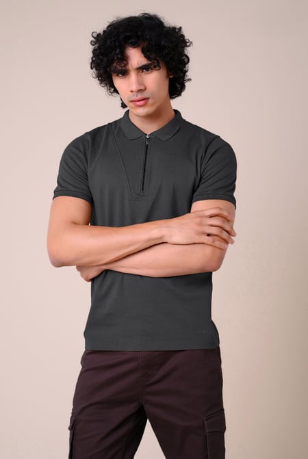 Ribbed Zip Neck Short Sleeve Polo