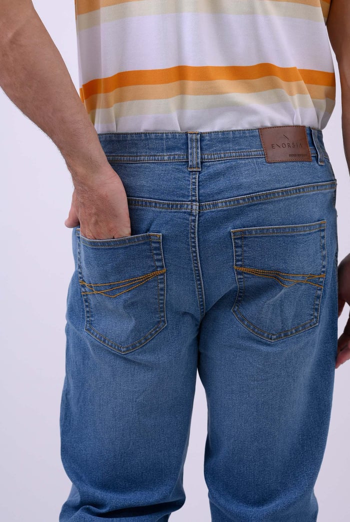 Mens Relaxed Straight Fit Jeans