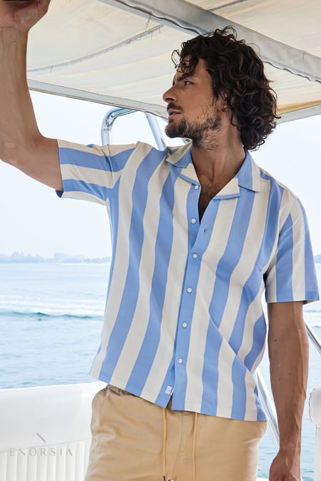 Revere Collar Short Sleeves Shirt