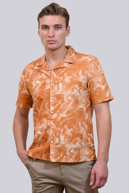 Revere Collar Short Sleeves Printed Shirt
