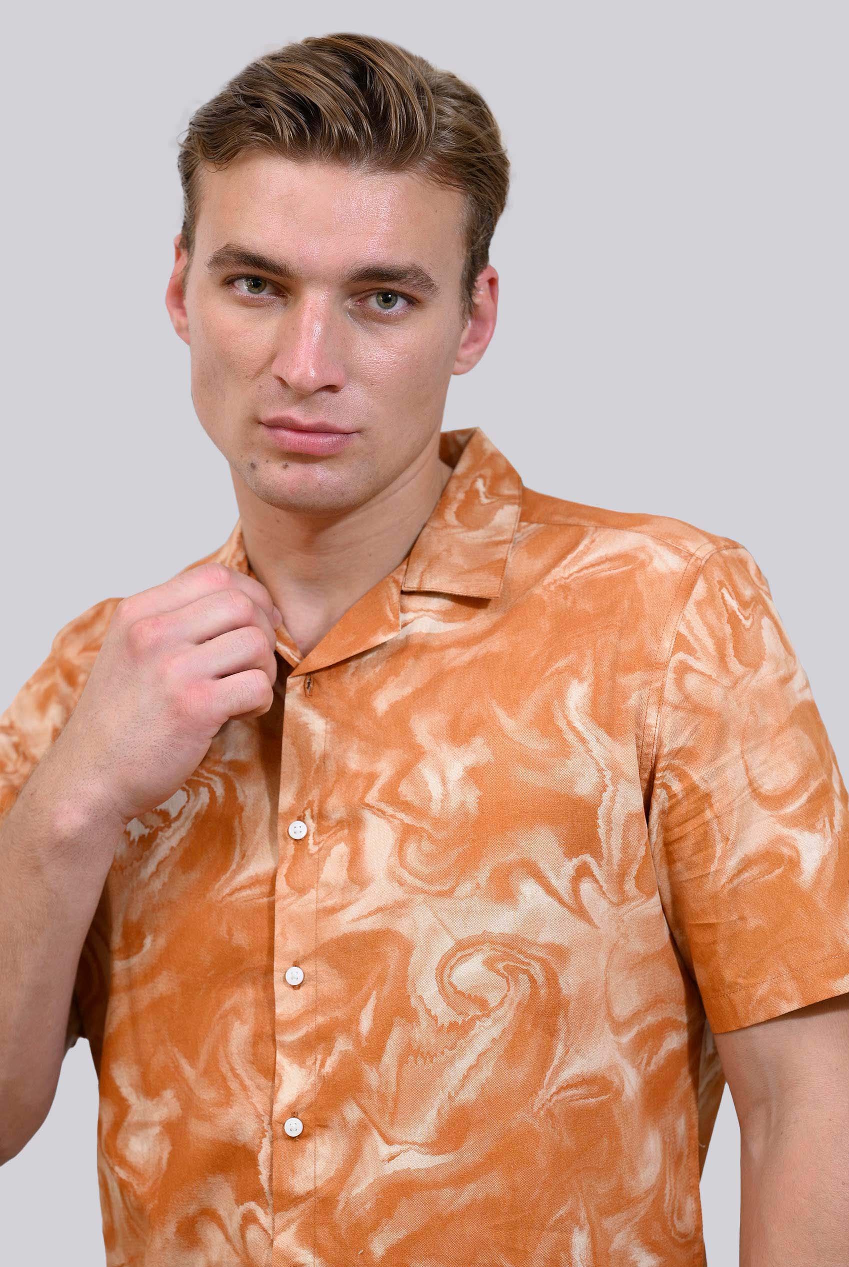 Revere Collar Short Sleeves Printed Shirt