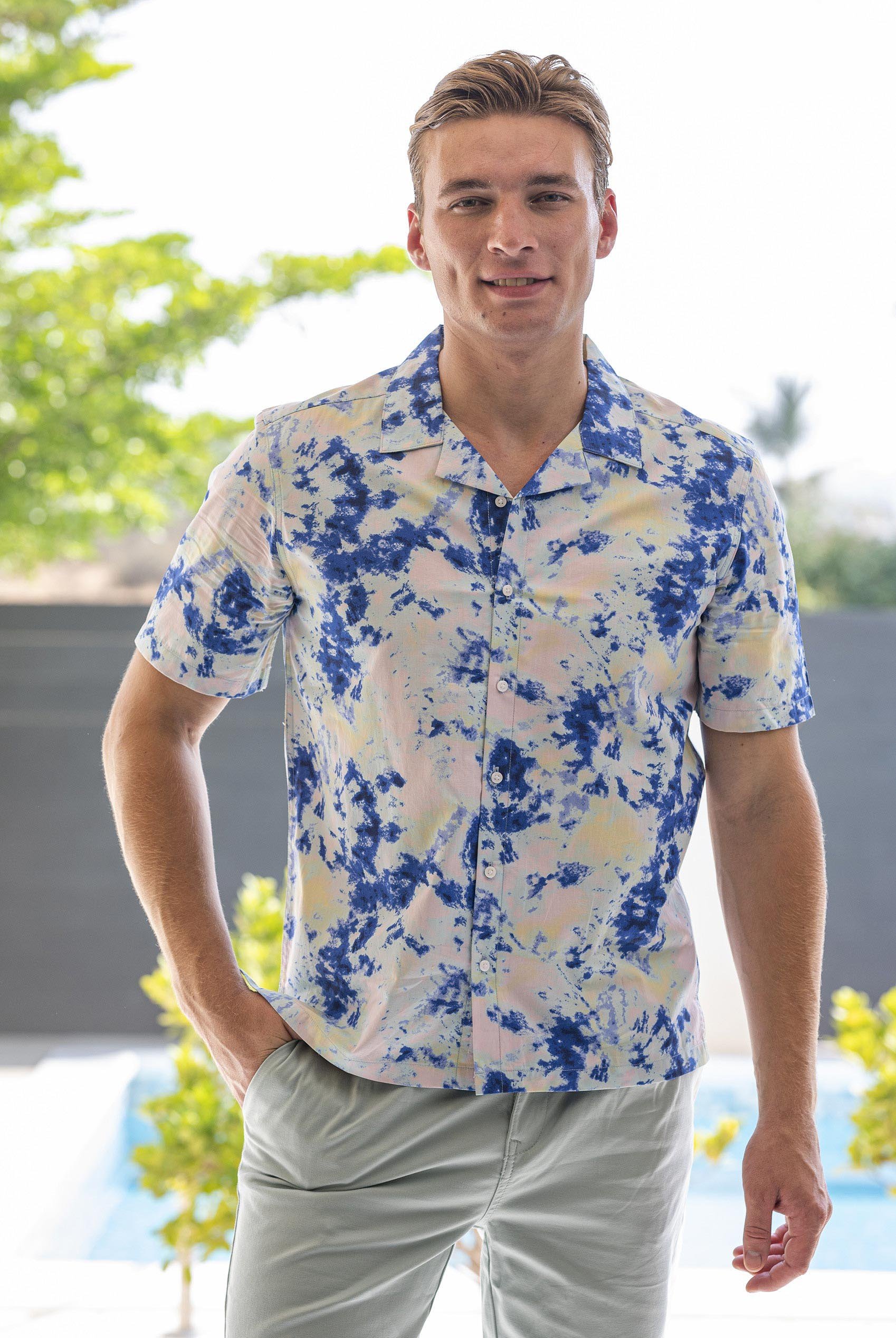 Revere Collar Short Sleeves Printed Shirt