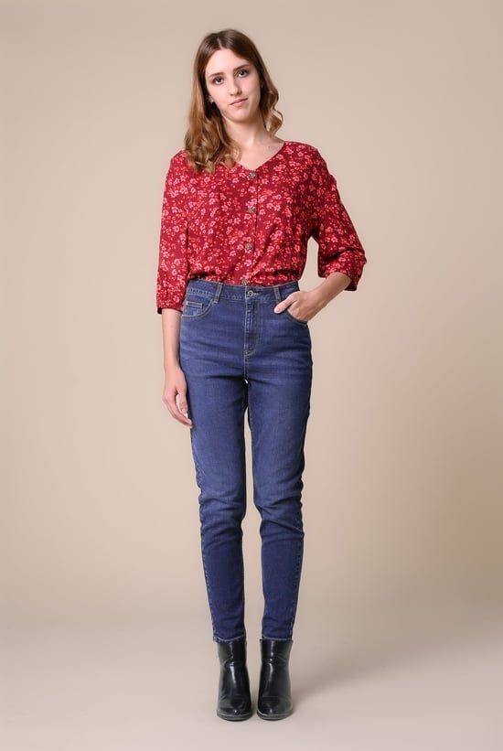 Womens Blue Tapared Leg Jeans