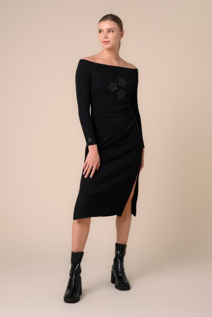 Off Shoulder Embroidery Decor Midi Dress