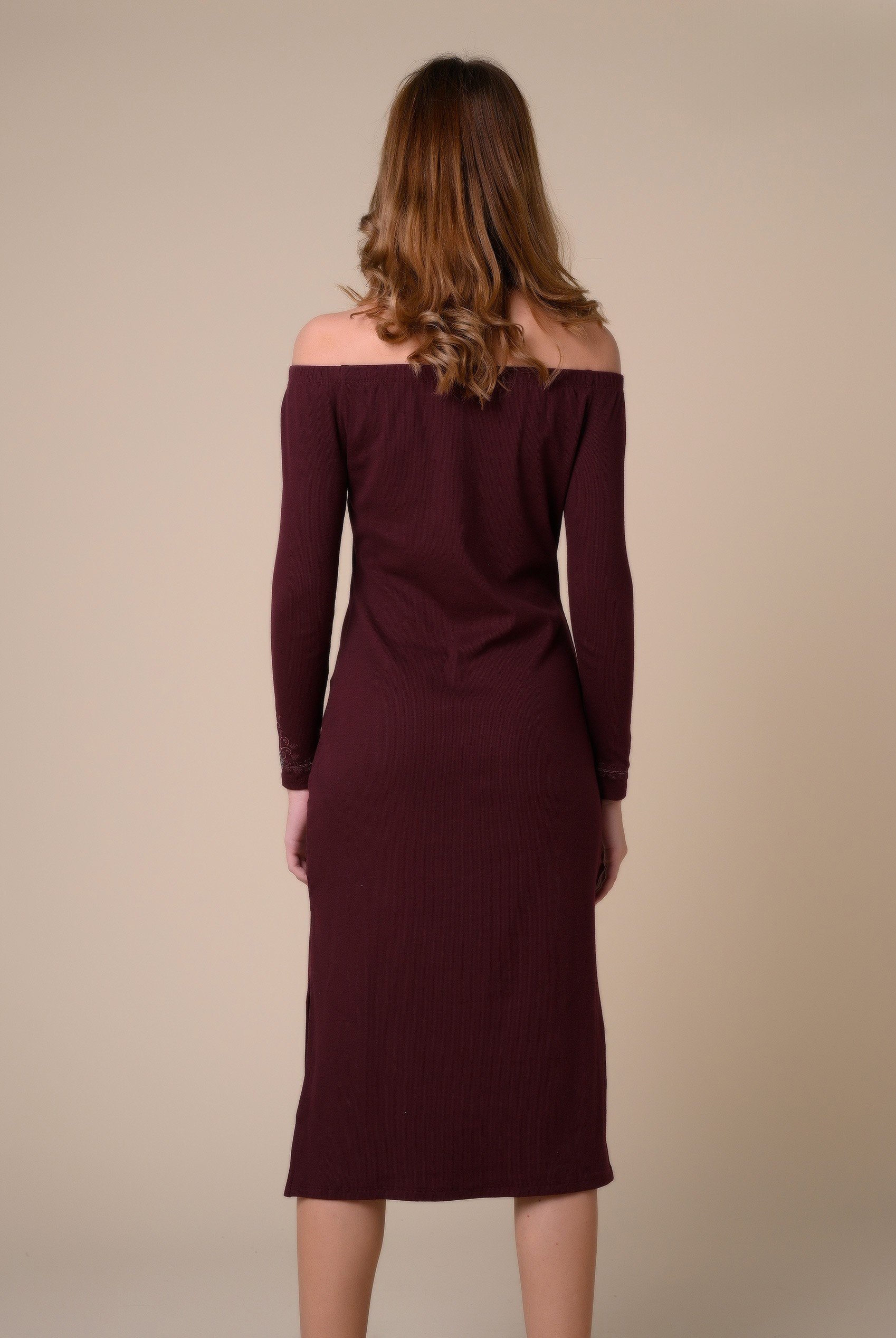 Off Shoulder Embroidery Decor Midi Dress