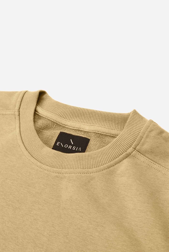 Long Sleeve Front Pocket SweatShirt