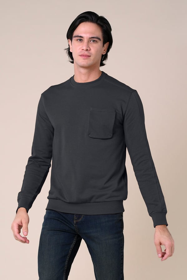 Black Long Sleeve Front Pocket SweatShirt