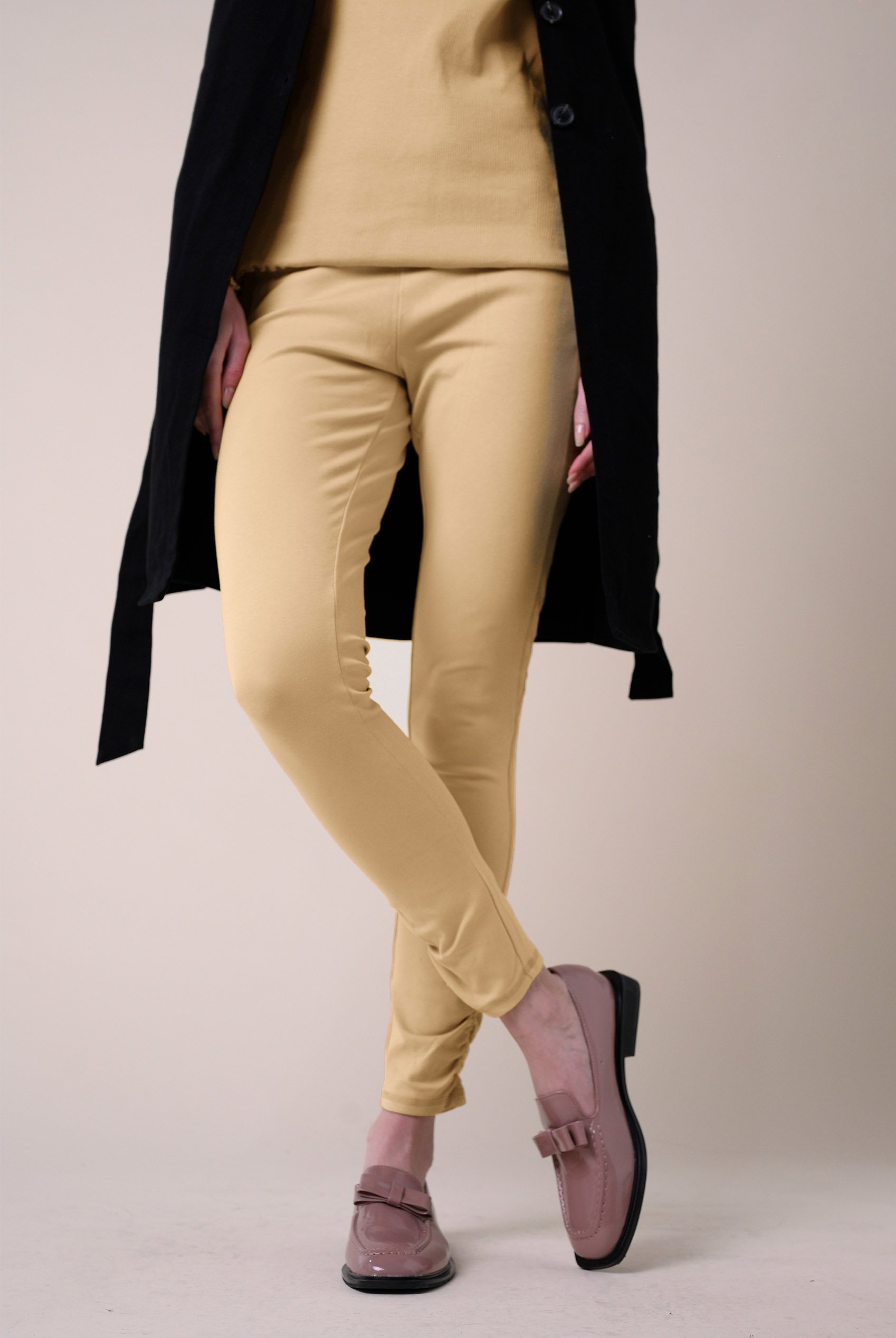 Rise And Shine Sculpting Pockets Leggings