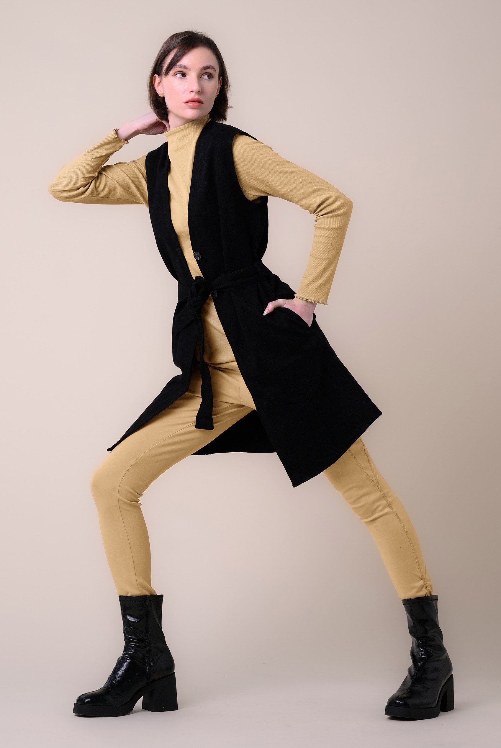 Rise And Shine Sculpting Pockets Leggings