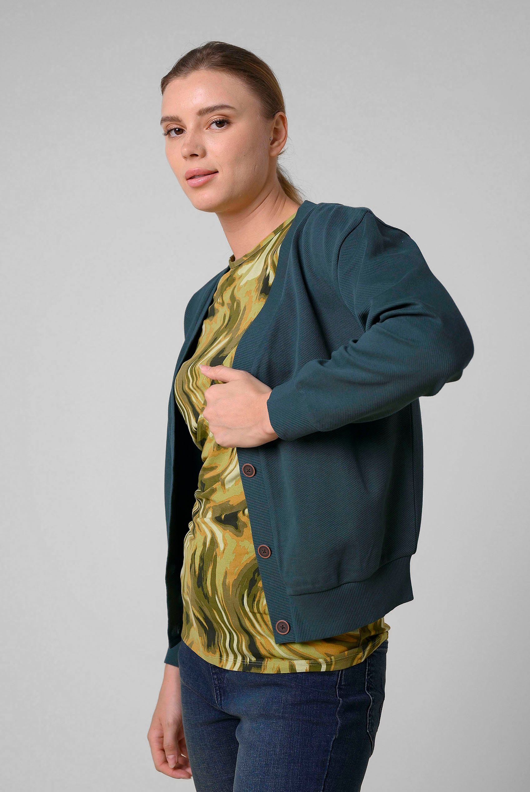 Knitted Cardigan With Front Buttons Details