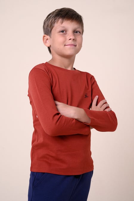 Boys Red Long Sleeve Plain T-Shirt ( 6yrs-11yrs)