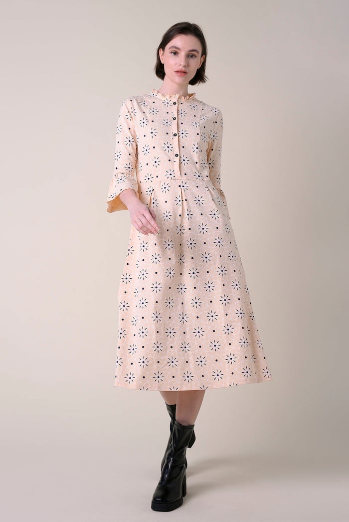 Ditsy Floral Flounce Sleeve Midi Dress