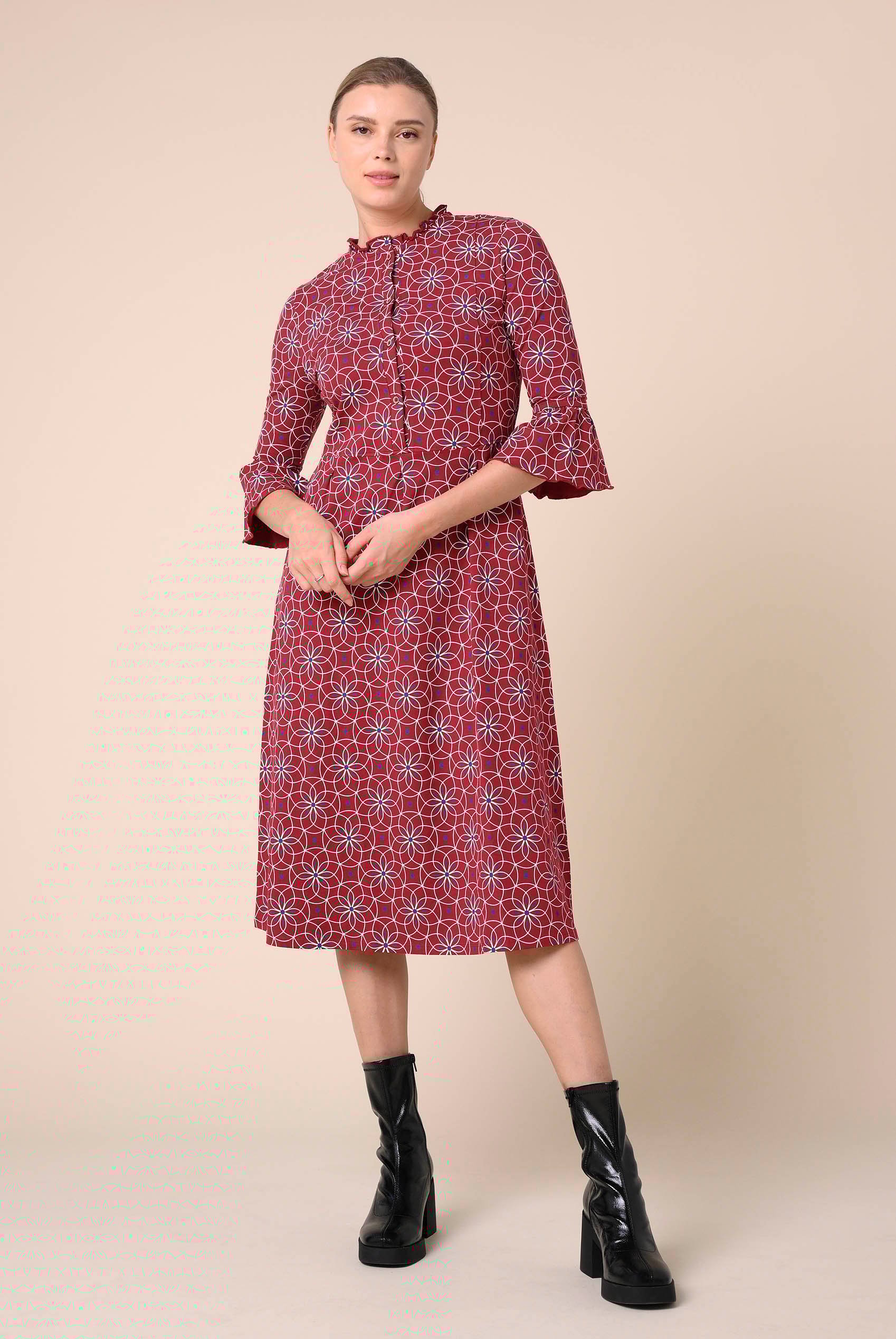 Ditsy Floral Flounce Sleeve Midi Dress