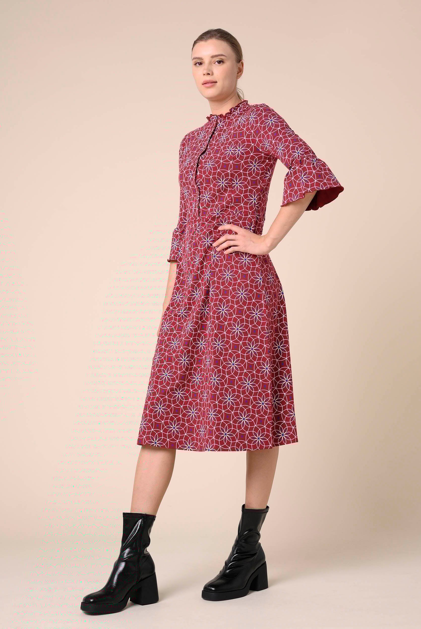 Ditsy Floral Flounce Sleeve Midi Dress