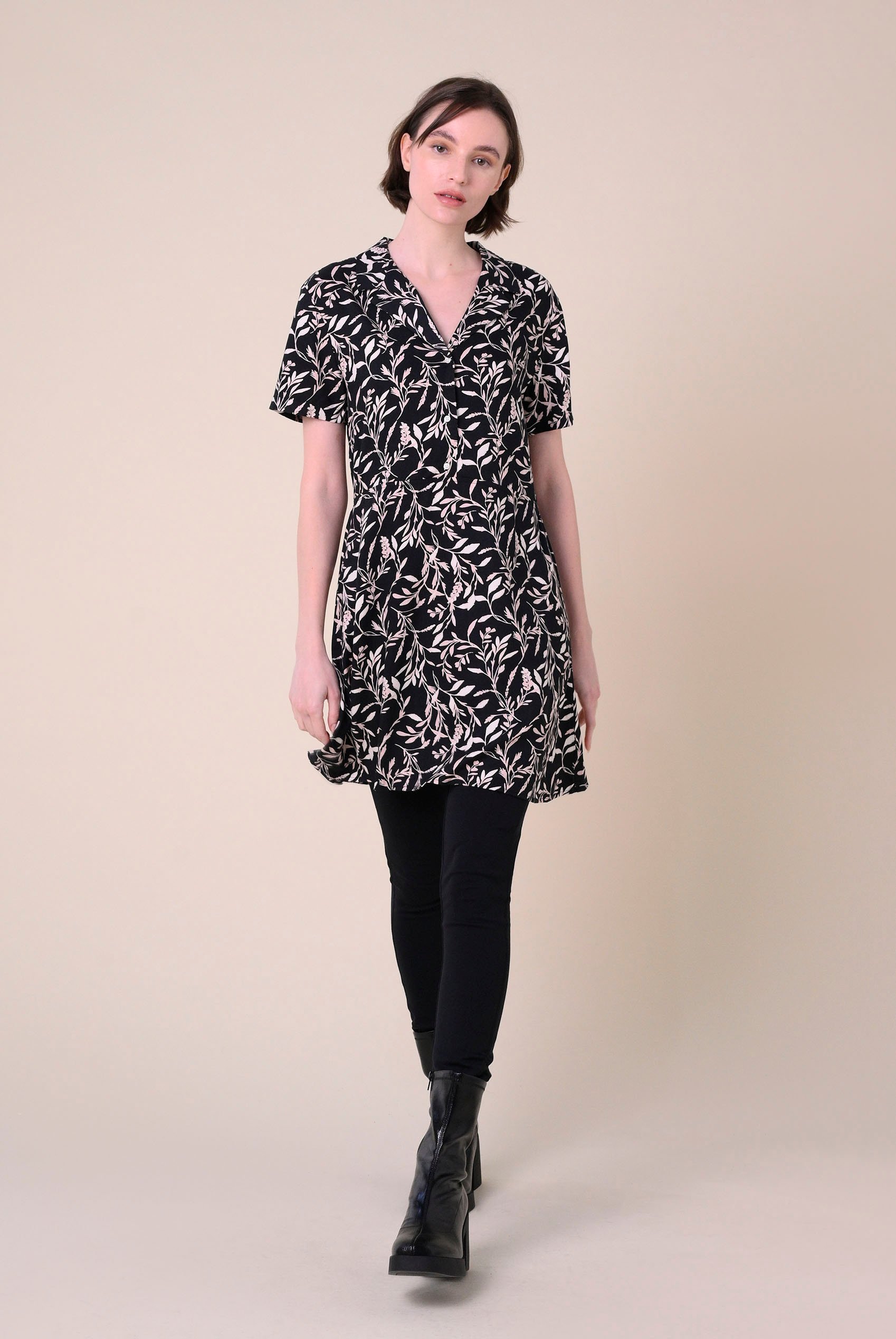 Womens Leaf Print Dress With Collar