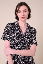 Womens Leaf Print Dress With Collar