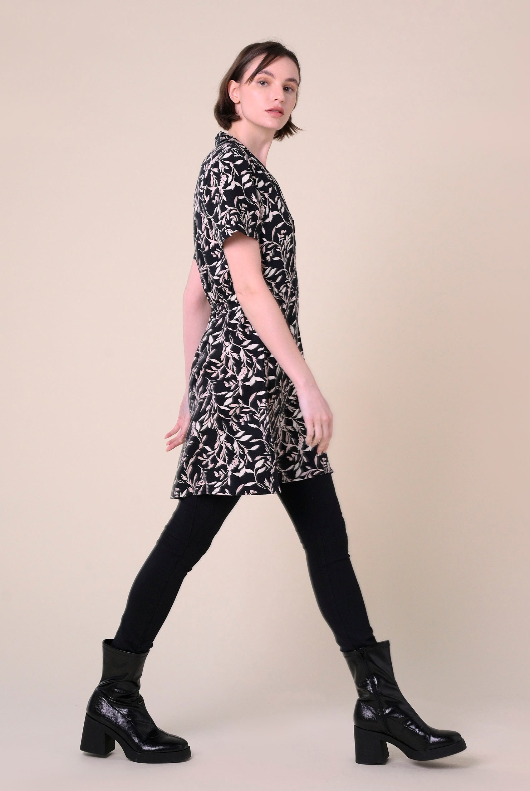 Womens Leaf Print Dress With Collar