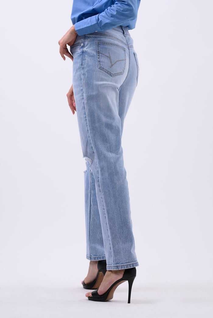Womens Straight Fit Ripped Jeans
