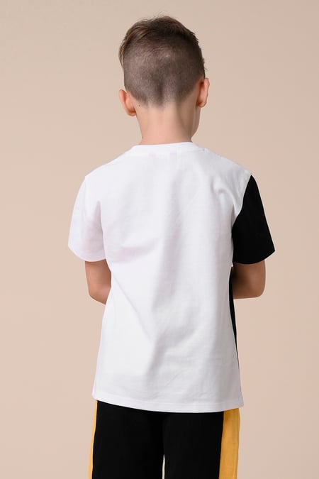 Boys White Colour Block T-Shirt ( 3yrs-9yrs)