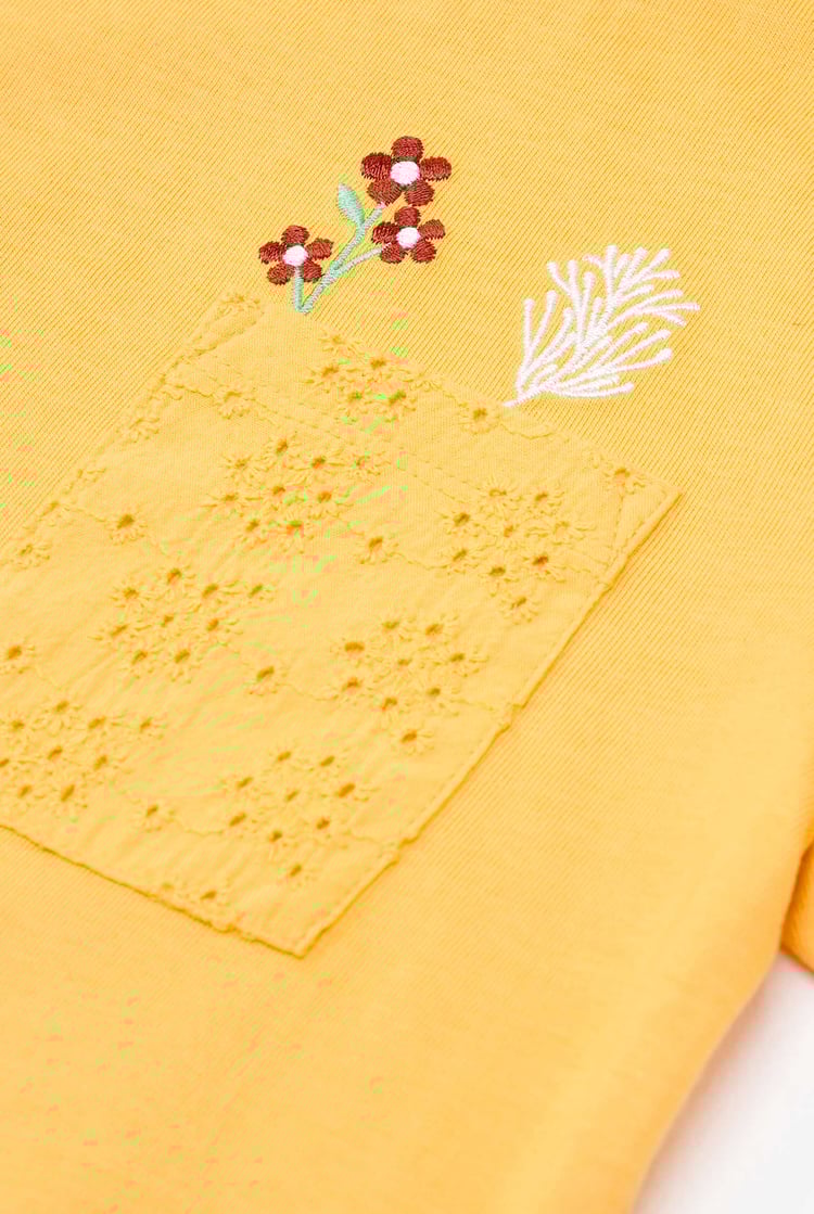 Girls Broderie Pocket With Embroidery T-Shirt
