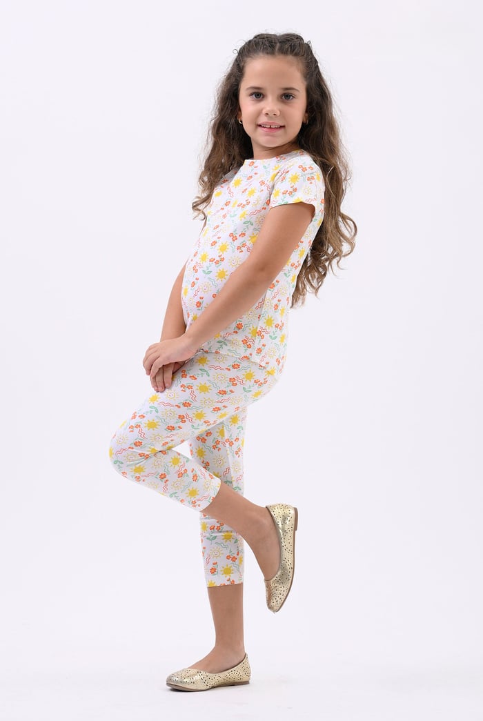 Girls Printed SS T-Shirt & Cropped Pyjama Set