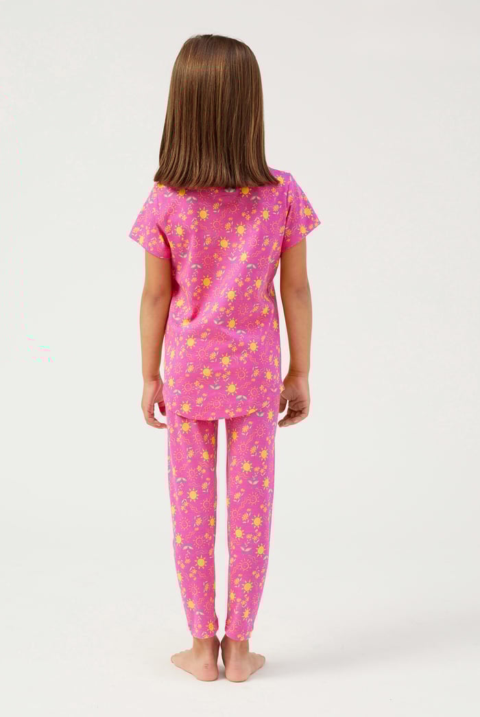 Girls Printed SS T-Shirt & Cropped Pyjama Set