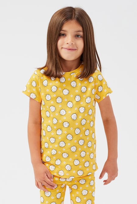 Girls Yellow Printed SS T-Shirt & Cropped Pyjama Set