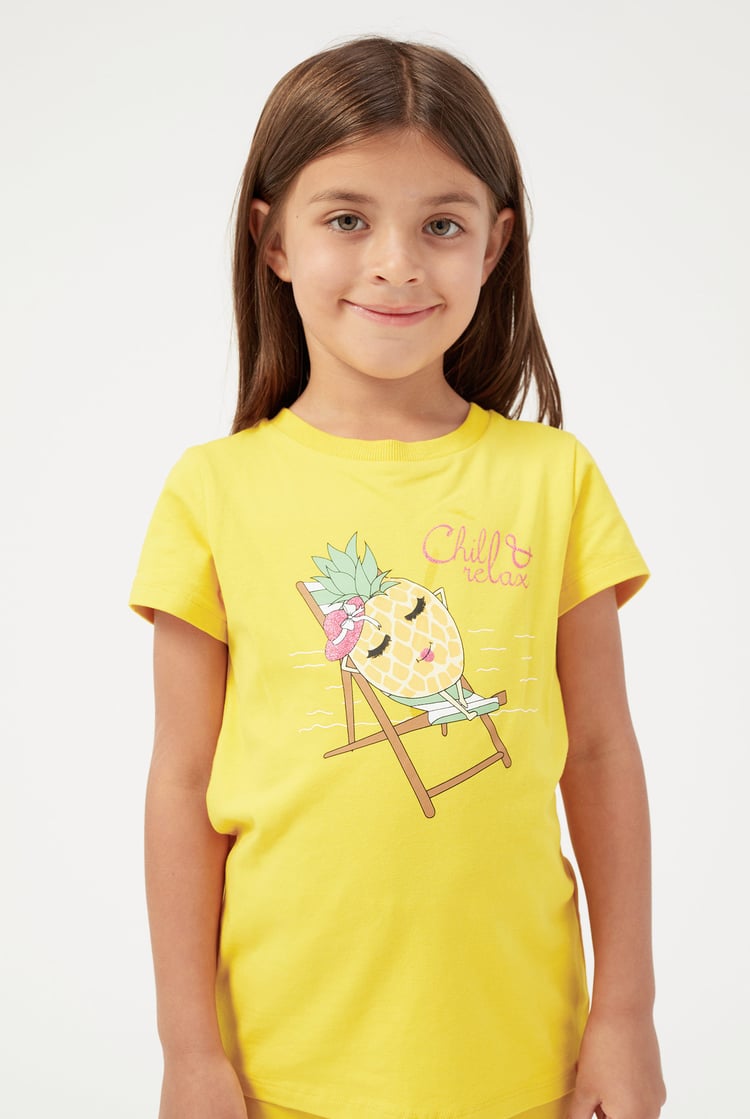 Chill Pineapple Print T-Shirt & Cropped Legging Set