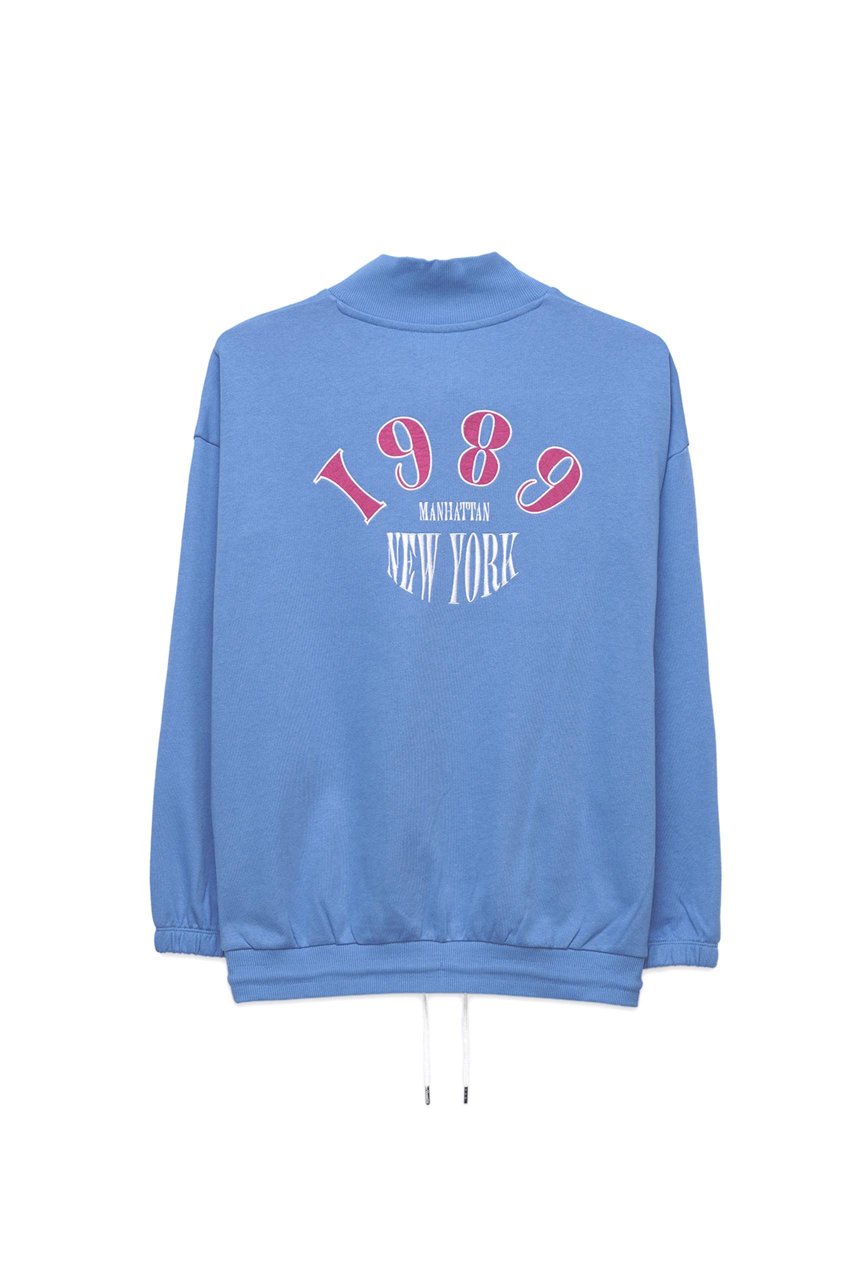 Half Zip High Neck Embroidery Sweatshirt