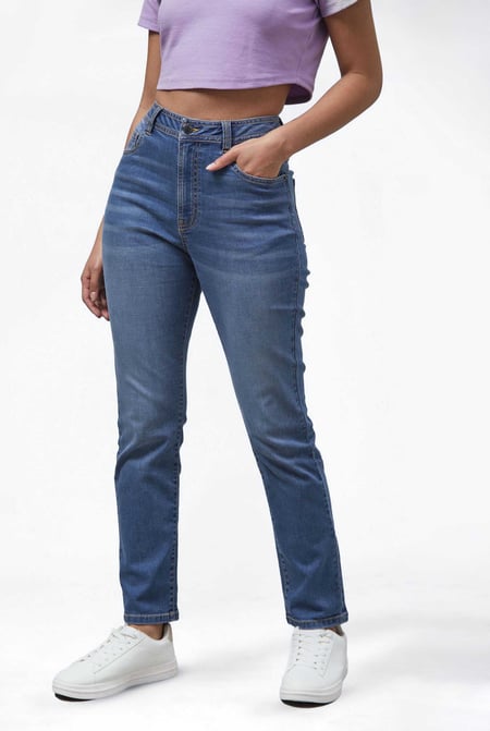 High Waist Girlfriend Fit Leg Jeans