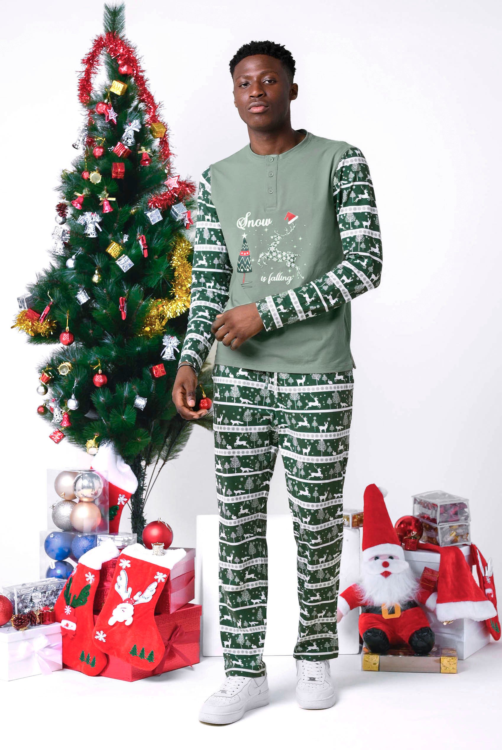 Mens Fair Isle Reindeer Print T-shirt