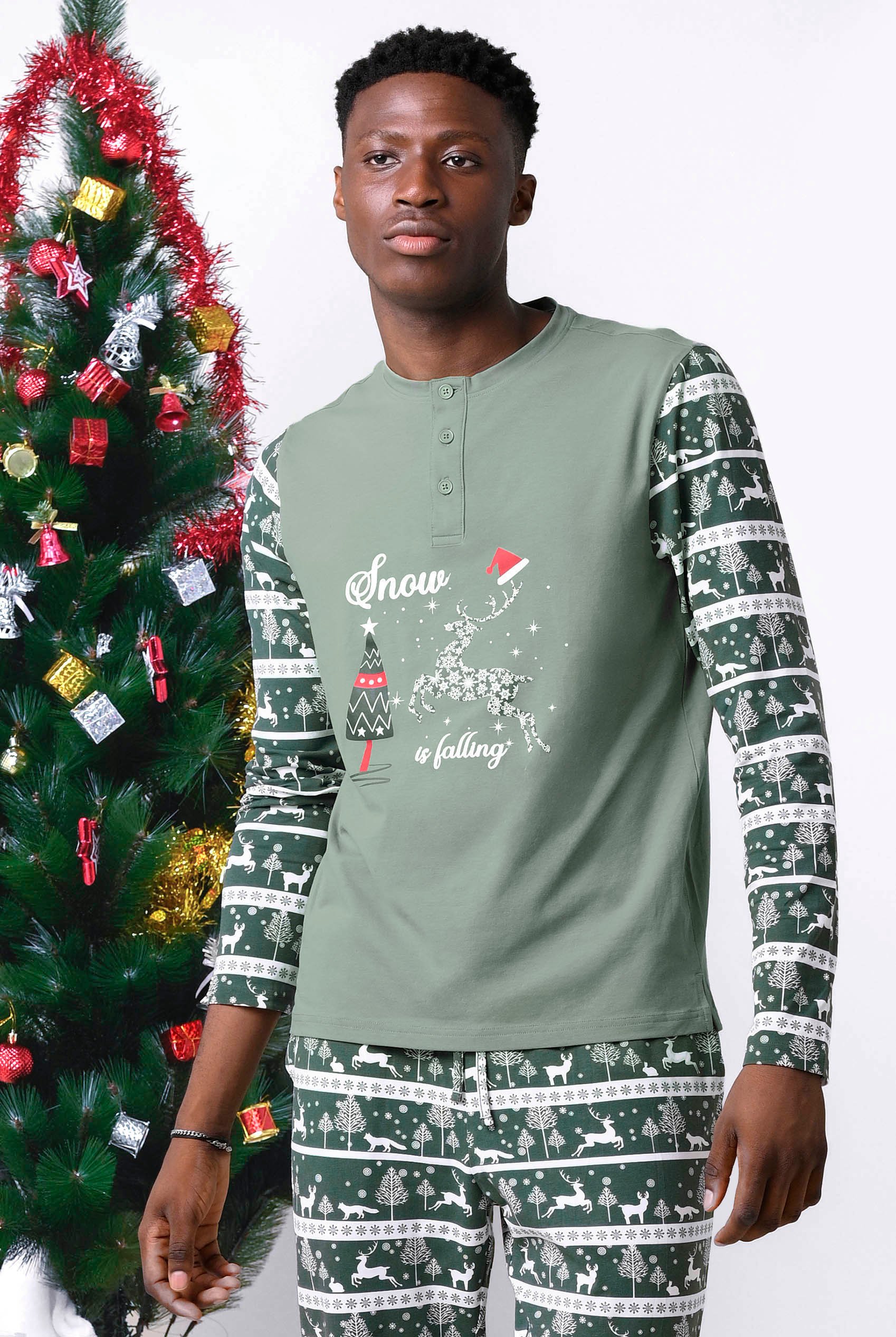 Mens Fair Isle Reindeer Print T-shirt